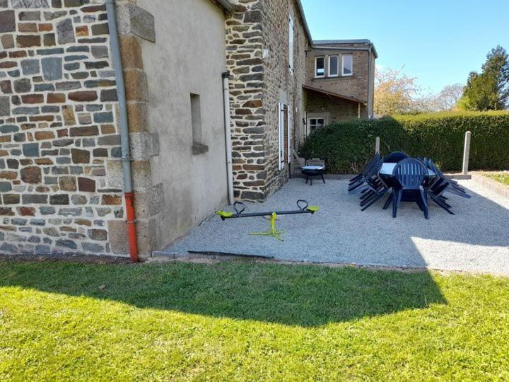 Le Bien Etre Aux Forges Villa Ceaux Bagian luar foto
